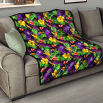 Dark Hawaiian Tropical Pattern Print Quilt