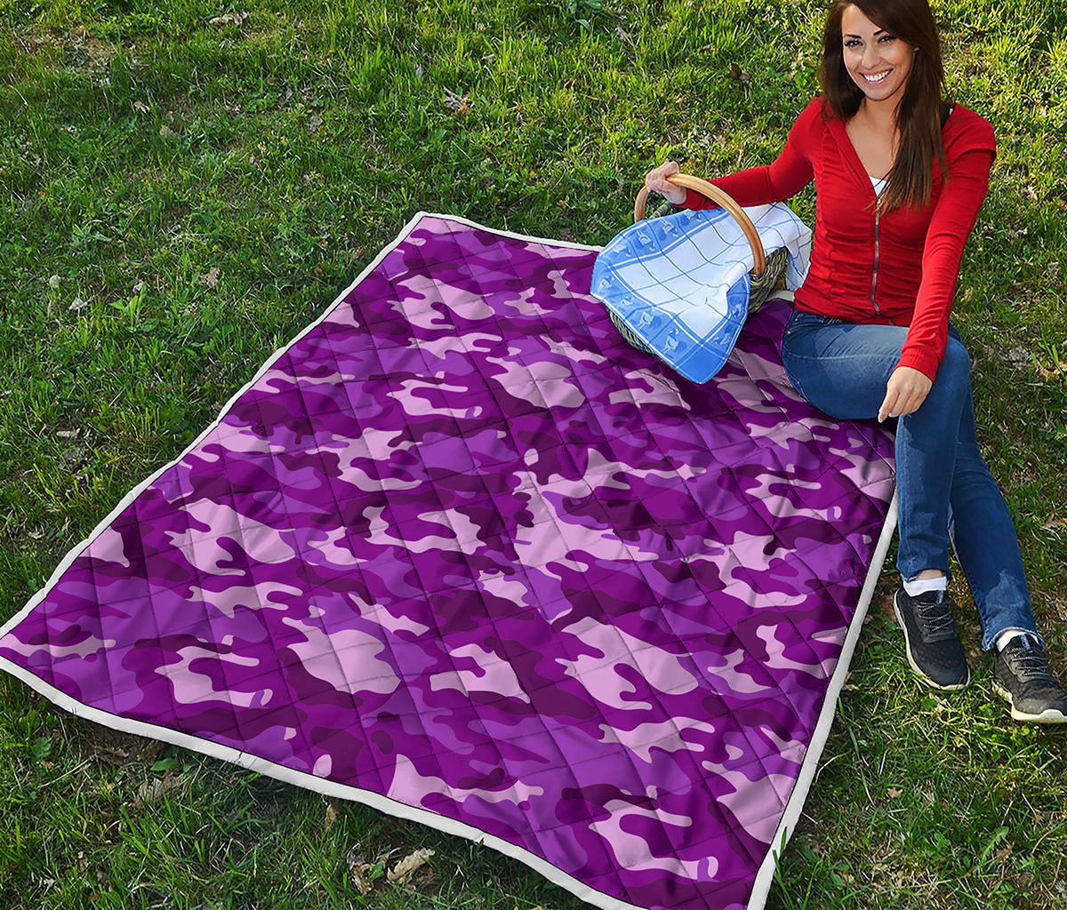 Dark Purple Camouflage Print Quilt