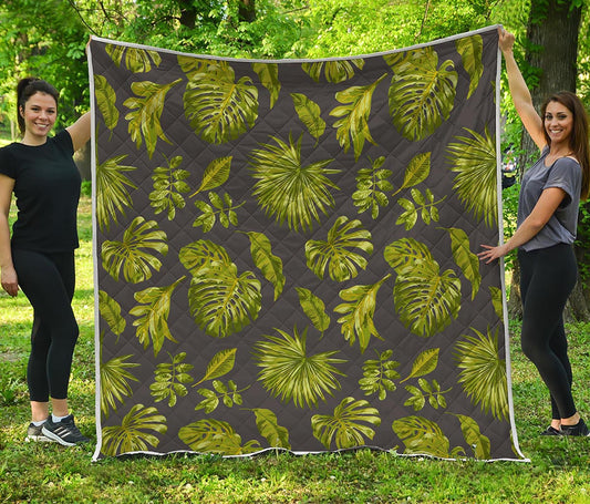 Dark Tropical Leaf Pattern Print Quilt