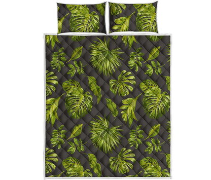 Dark Tropical Leaf Pattern Print Quilt Bed Set