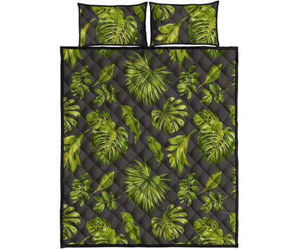 Dark Tropical Leaf Pattern Print Quilt Bed Set