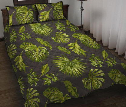 Dark Tropical Leaf Pattern Print Quilt Bed Set