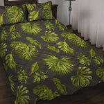 Dark Tropical Leaf Pattern Print Quilt Bed Set