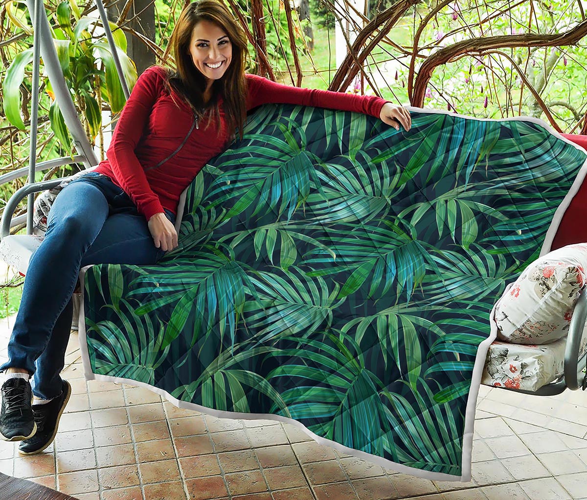 Dark Tropical Palm Leaves Pattern Print Quilt