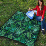 Dark Tropical Palm Leaves Pattern Print Quilt