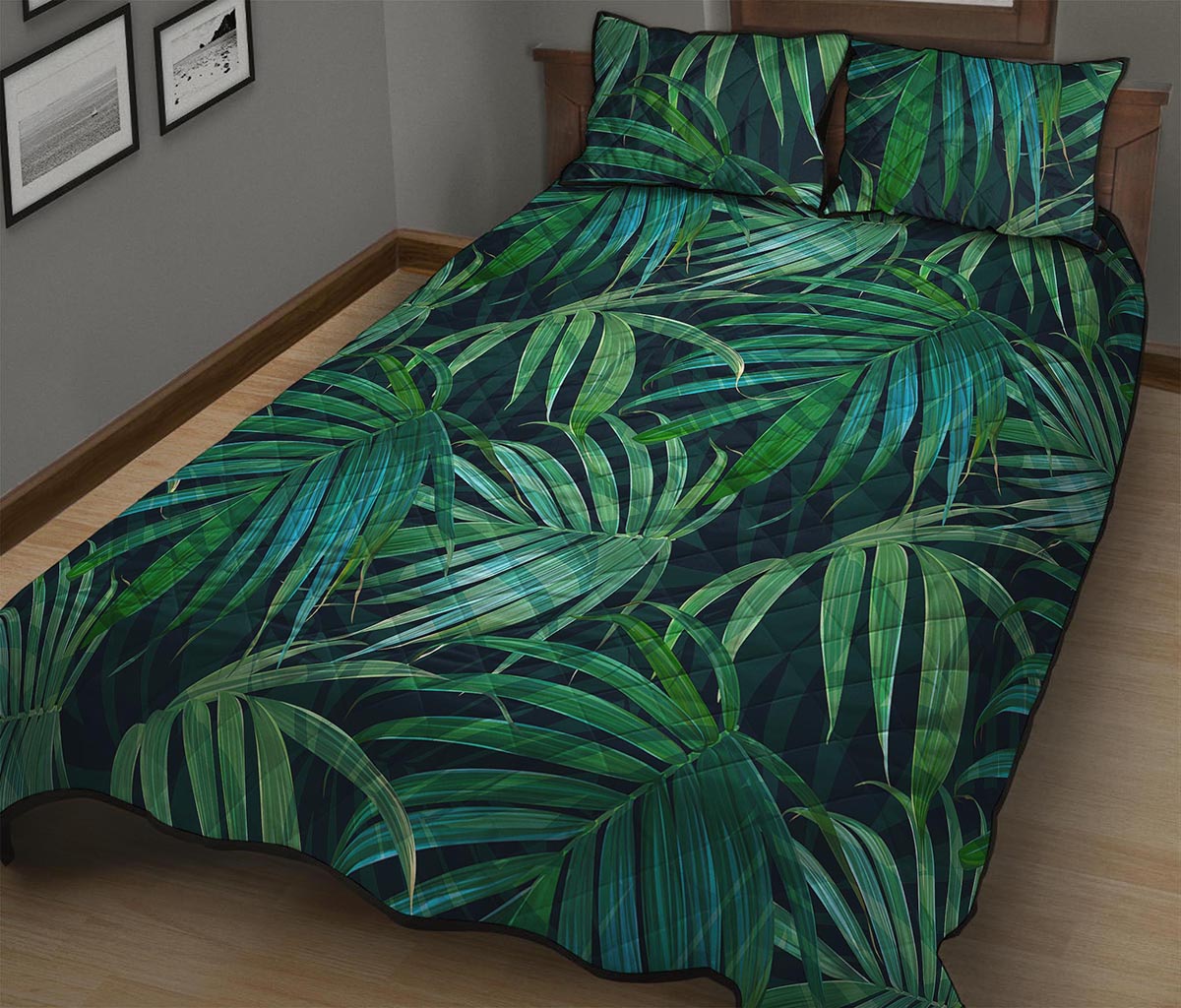 Dark Tropical Palm Leaves Pattern Print Quilt Bed Set
