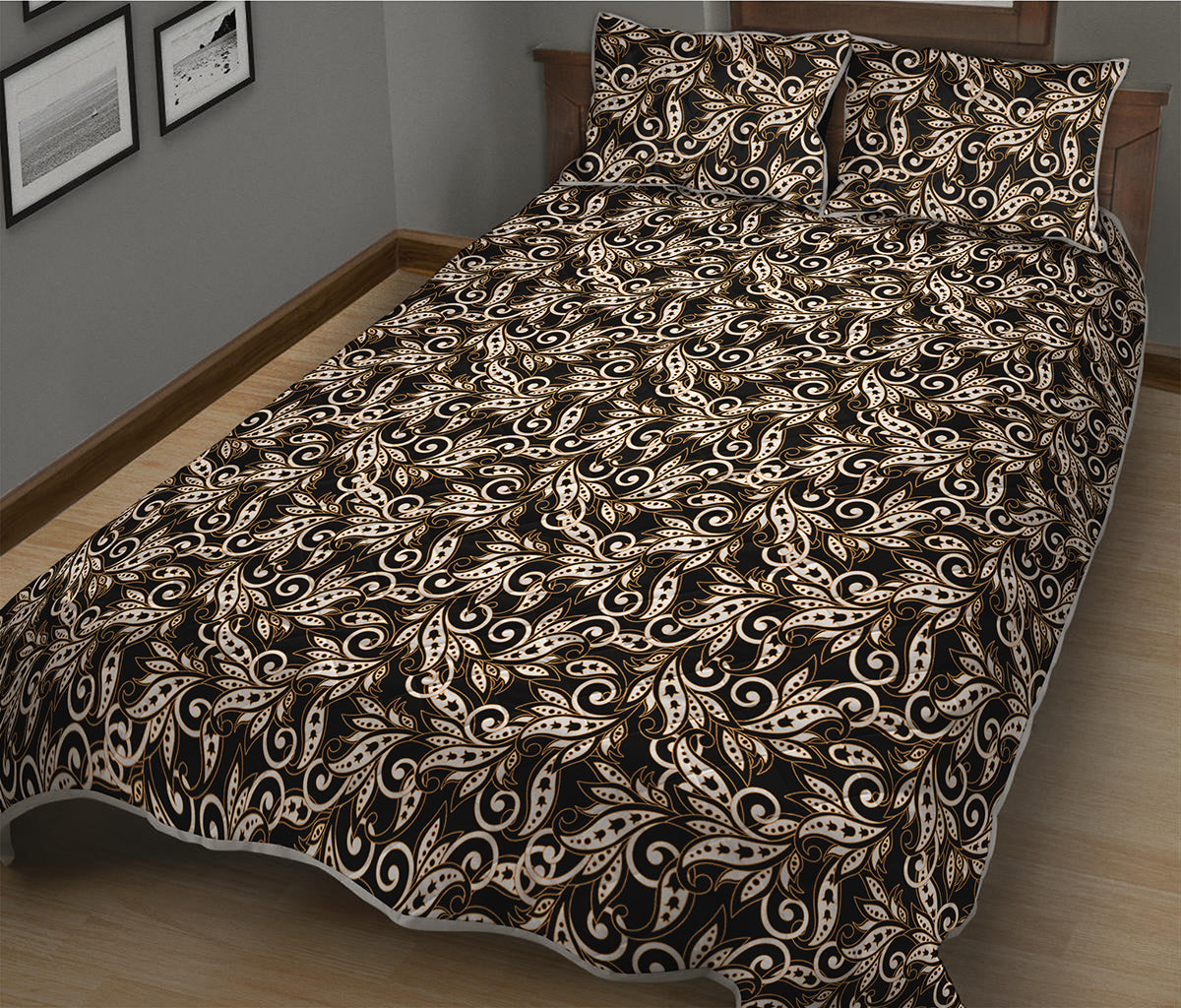 Dark Western Floral Pattern Print Quilt Bed Set