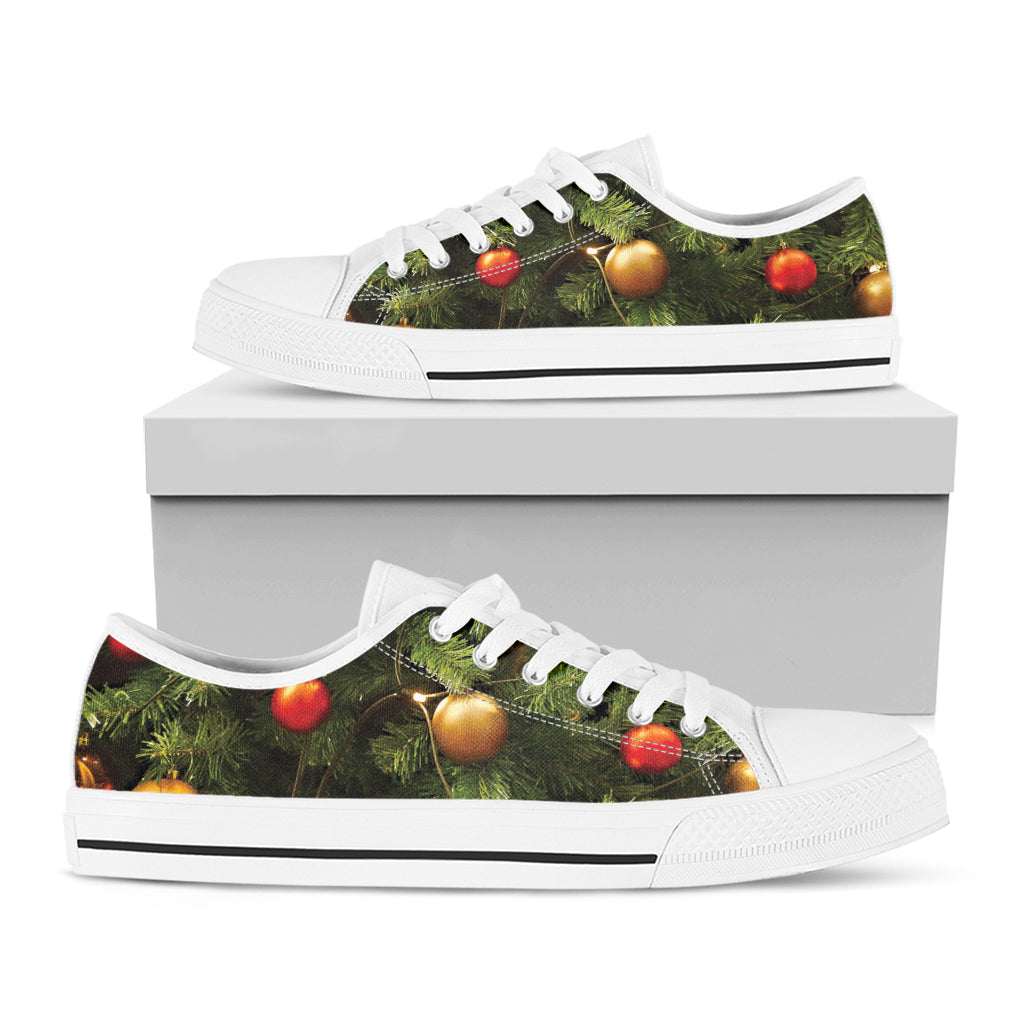 Decorated Christmas Tree Print White Low Top Shoes