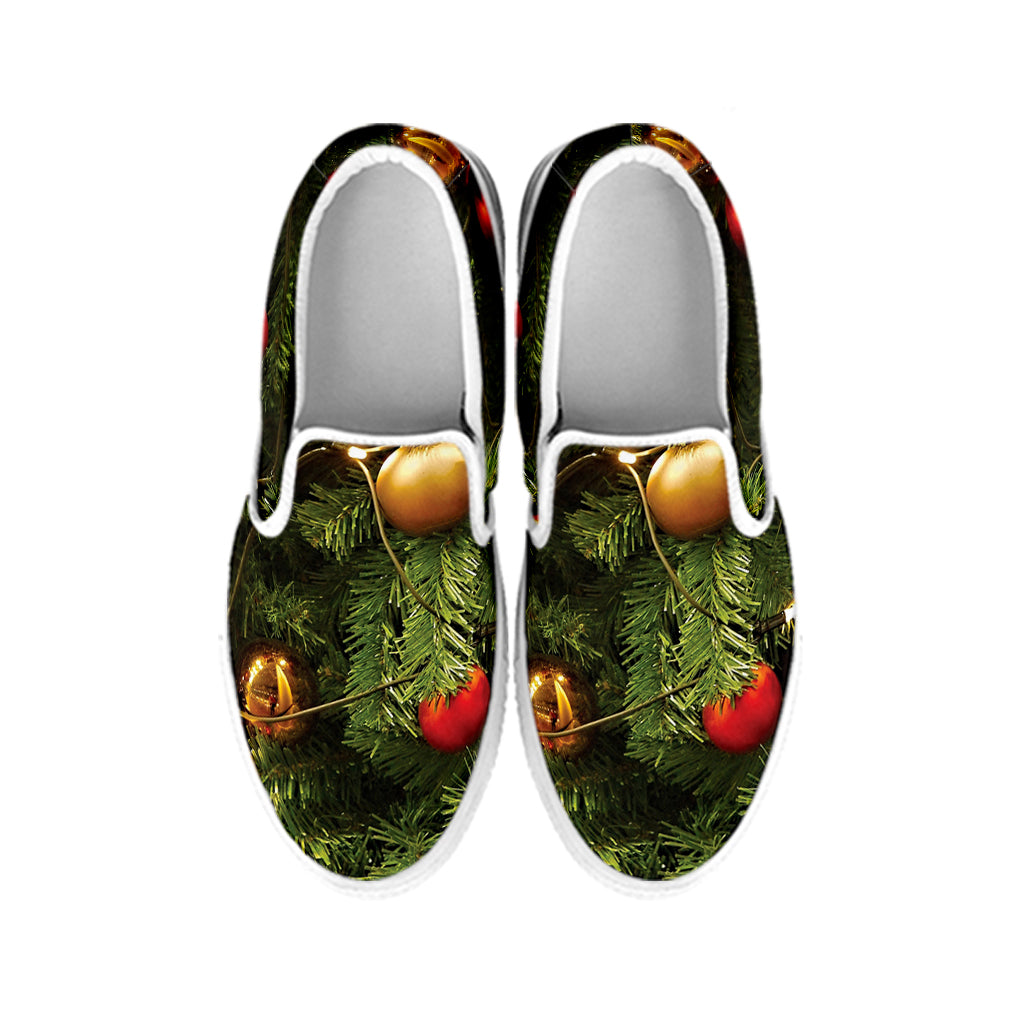 Decorated Christmas Tree Print White Slip On Shoes