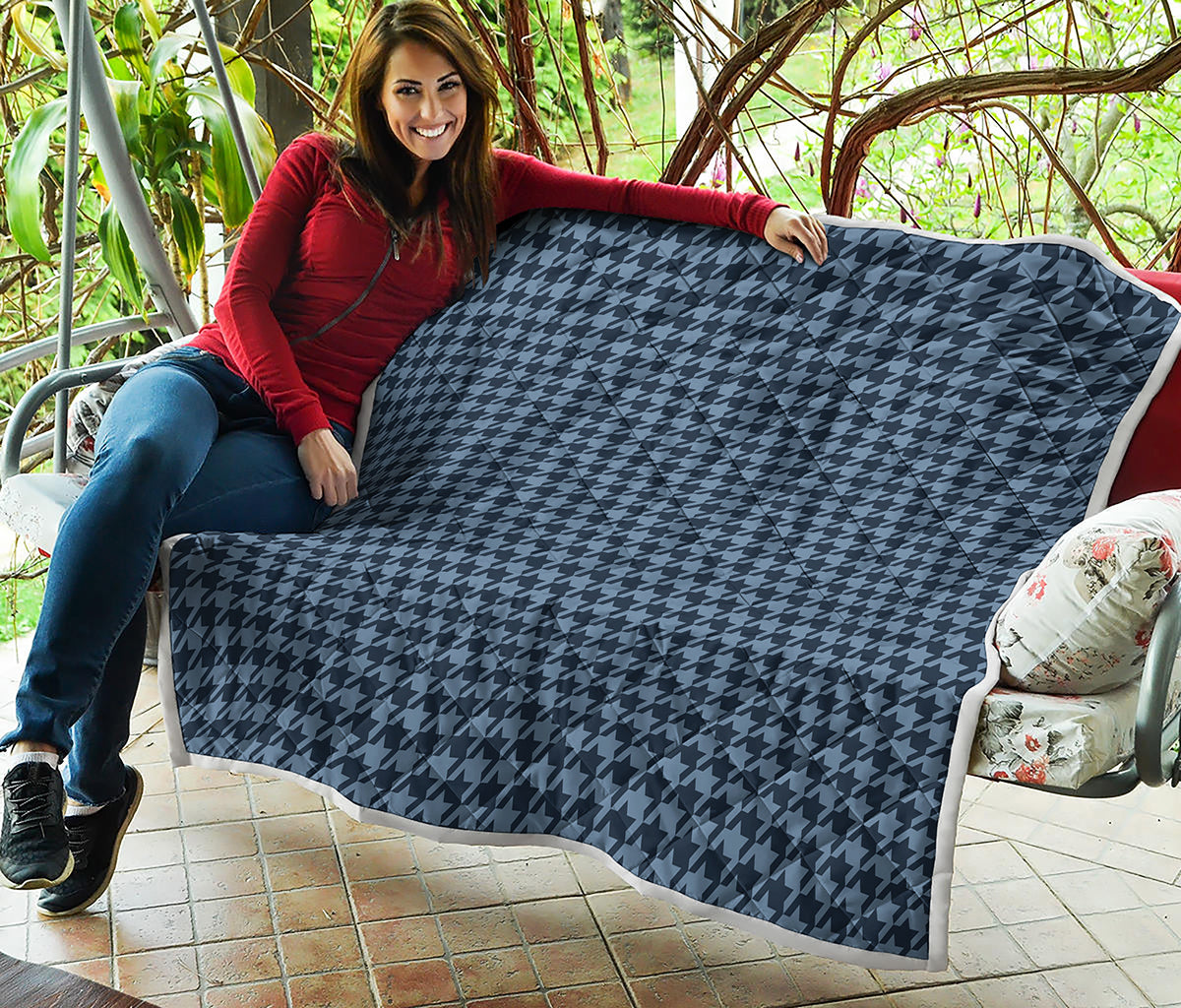 Deep Blue Houndstooth Pattern Print Quilt
