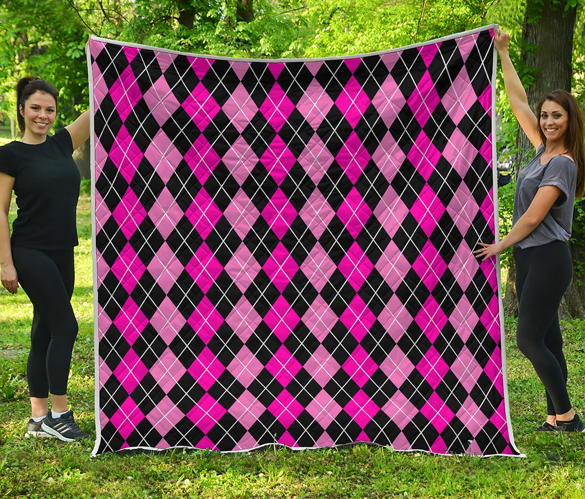 Deep Pink And Black Argyle Pattern Print Quilt