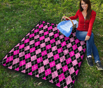 Deep Pink And Black Argyle Pattern Print Quilt