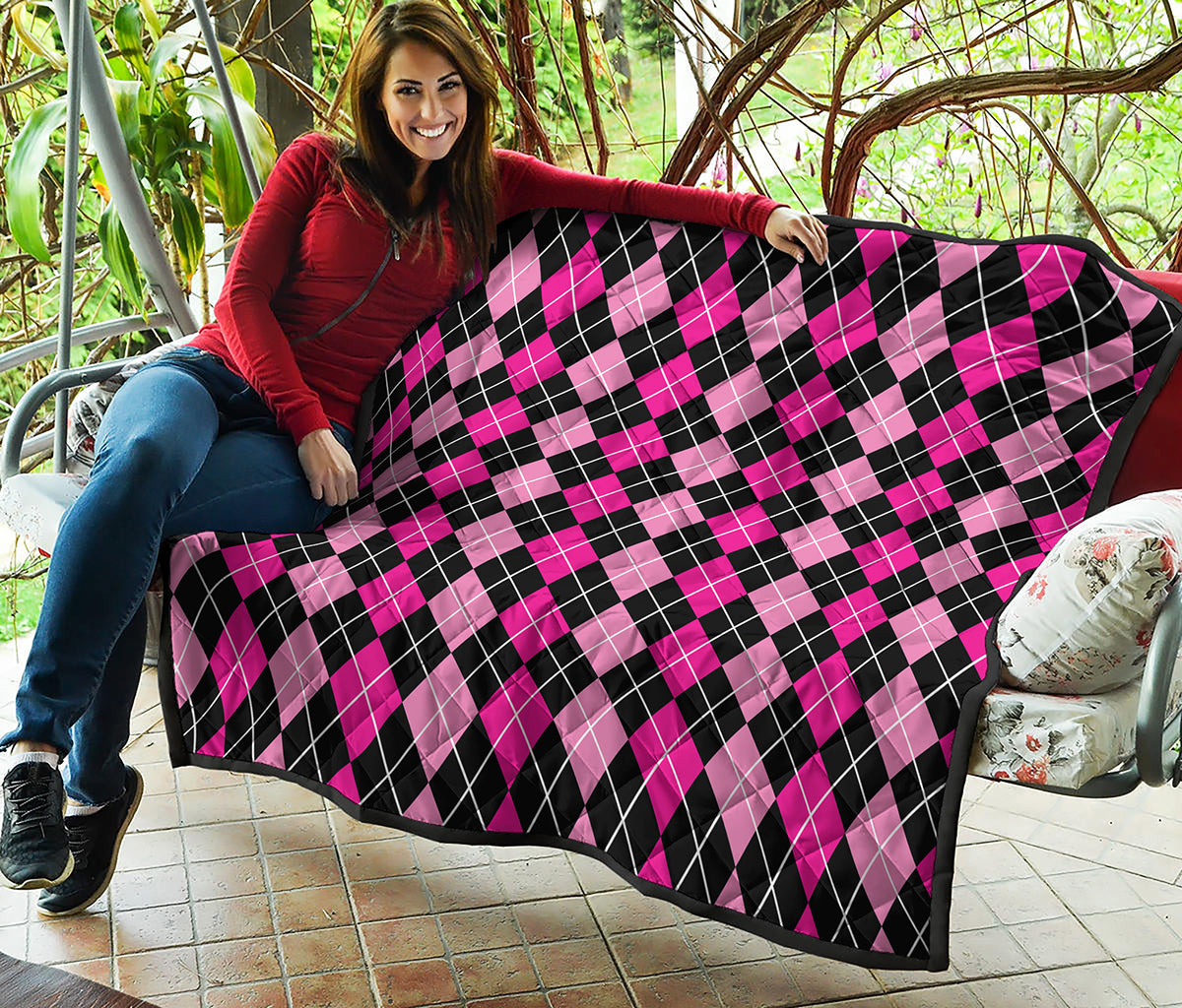 Deep Pink And Black Argyle Pattern Print Quilt