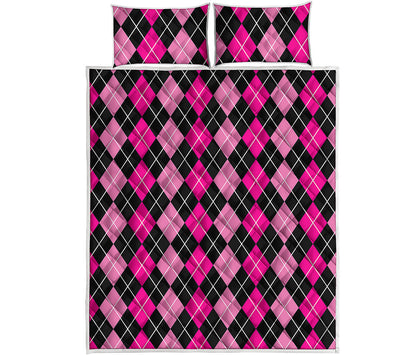 Deep Pink And Black Argyle Pattern Print Quilt Bed Set