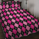 Deep Pink And Black Argyle Pattern Print Quilt Bed Set