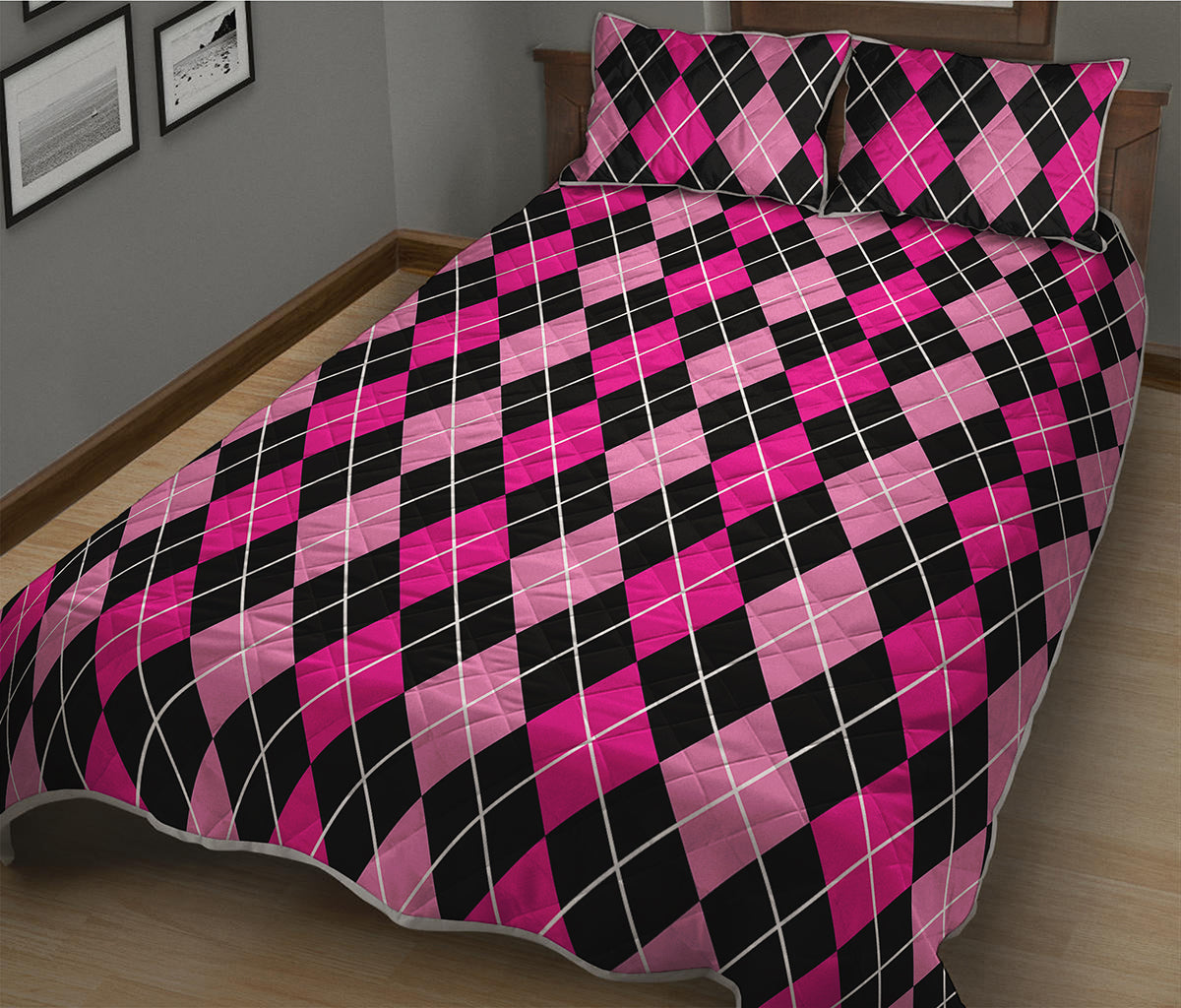 Deep Pink And Black Argyle Pattern Print Quilt Bed Set
