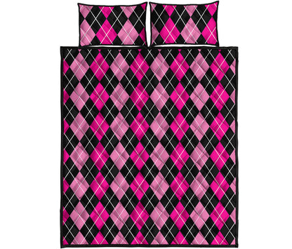 Deep Pink And Black Argyle Pattern Print Quilt Bed Set