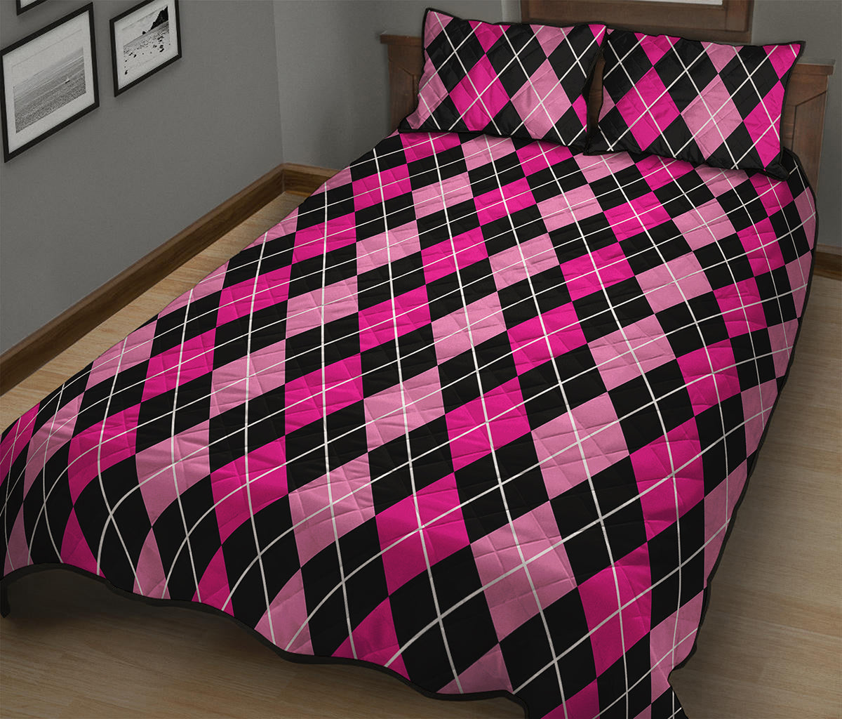 Deep Pink And Black Argyle Pattern Print Quilt Bed Set