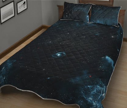 Deep Space Print Quilt Bed Set