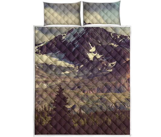 Denali Mountain Print Quilt Bed Set