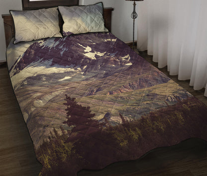 Denali Mountain Print Quilt Bed Set