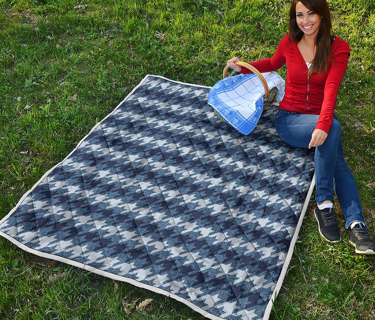 Denim Houndstooth Pattern Print Quilt