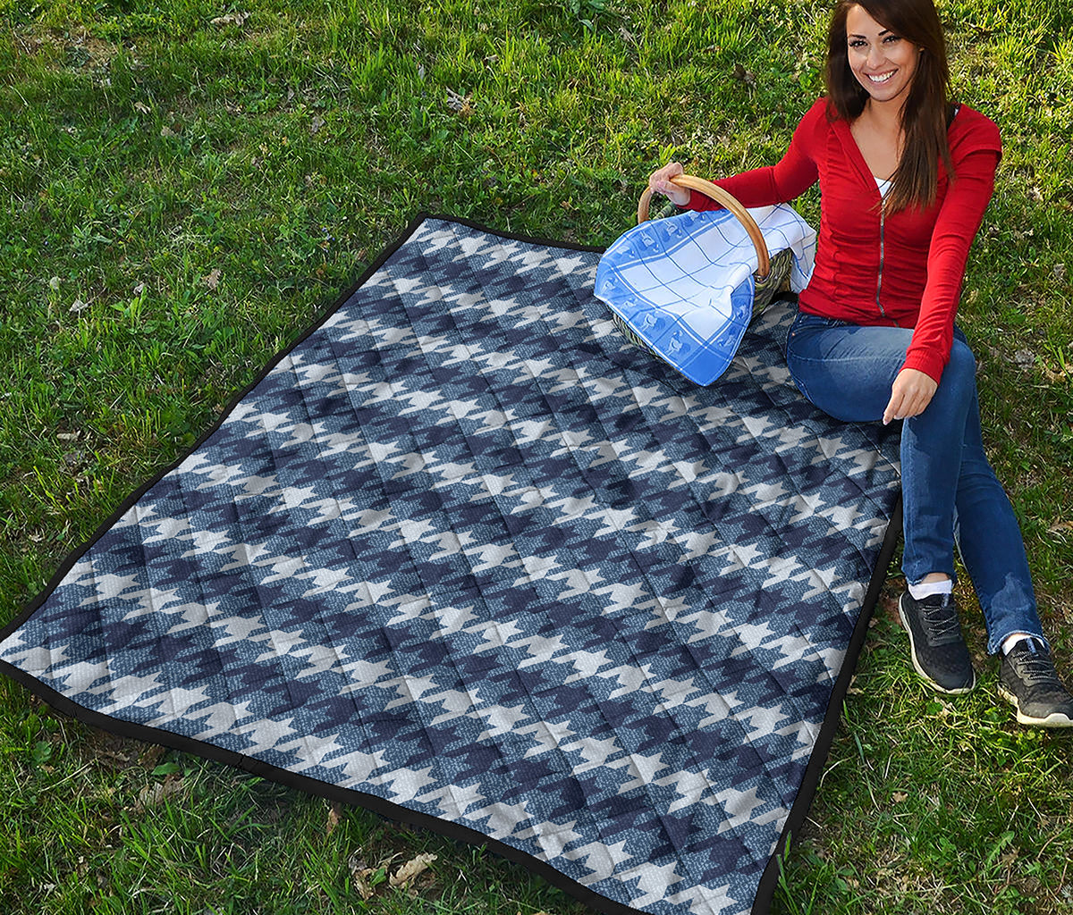 Denim Houndstooth Pattern Print Quilt