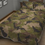 Desert Green Camouflage Print Quilt Bed Set