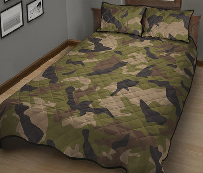Desert Green Camouflage Print Quilt Bed Set