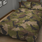 Desert Green Camouflage Print Quilt Bed Set