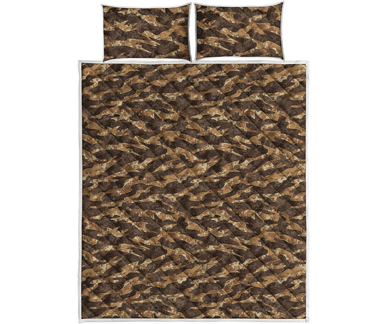 Desert Tiger Stripe Camouflage Print Quilt Bed Set