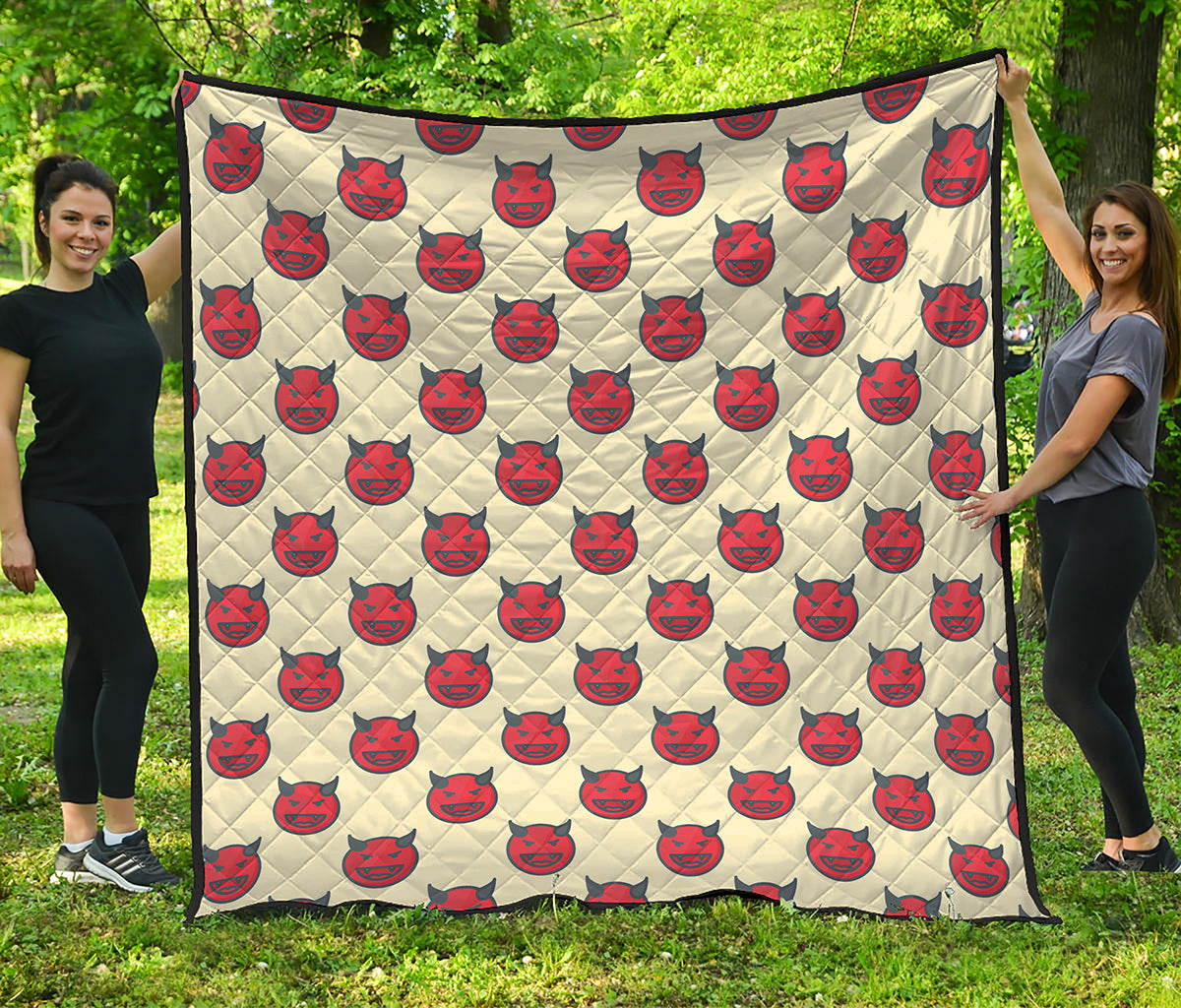 Devil Emoji Pattern Print Quilt