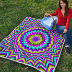 Dizzy Circle Moving Optical Illusion Quilt