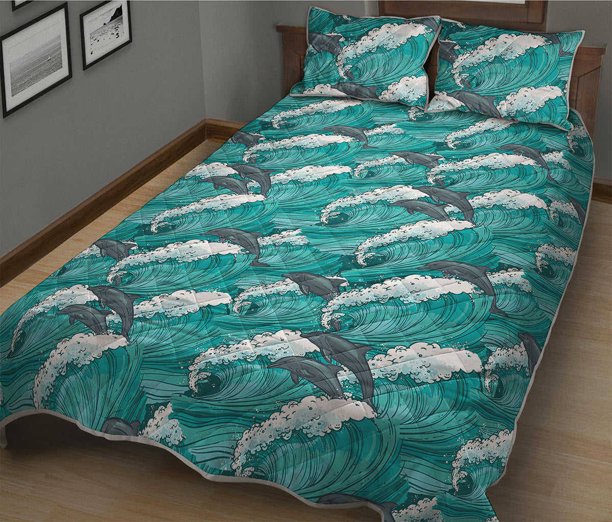 Dolphin Riding Waves Pattern Print Quilt Bed Set