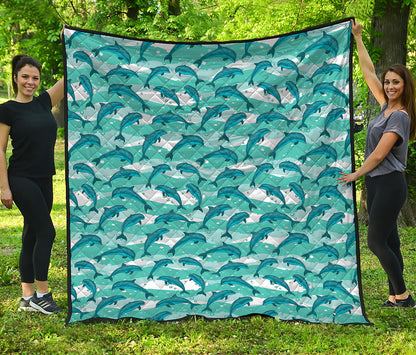 Dolphins In The Ocean Pattern Print Quilt