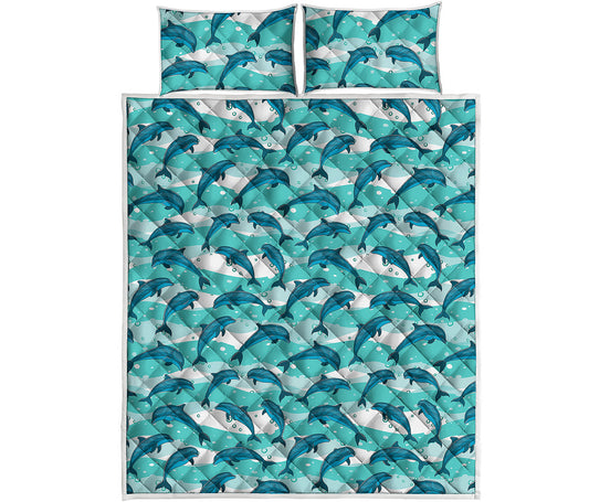 Dolphins In The Ocean Pattern Print Quilt Bed Set