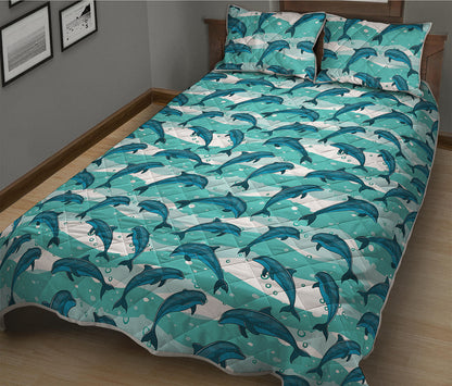 Dolphins In The Ocean Pattern Print Quilt Bed Set