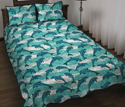 Dolphins In The Ocean Pattern Print Quilt Bed Set