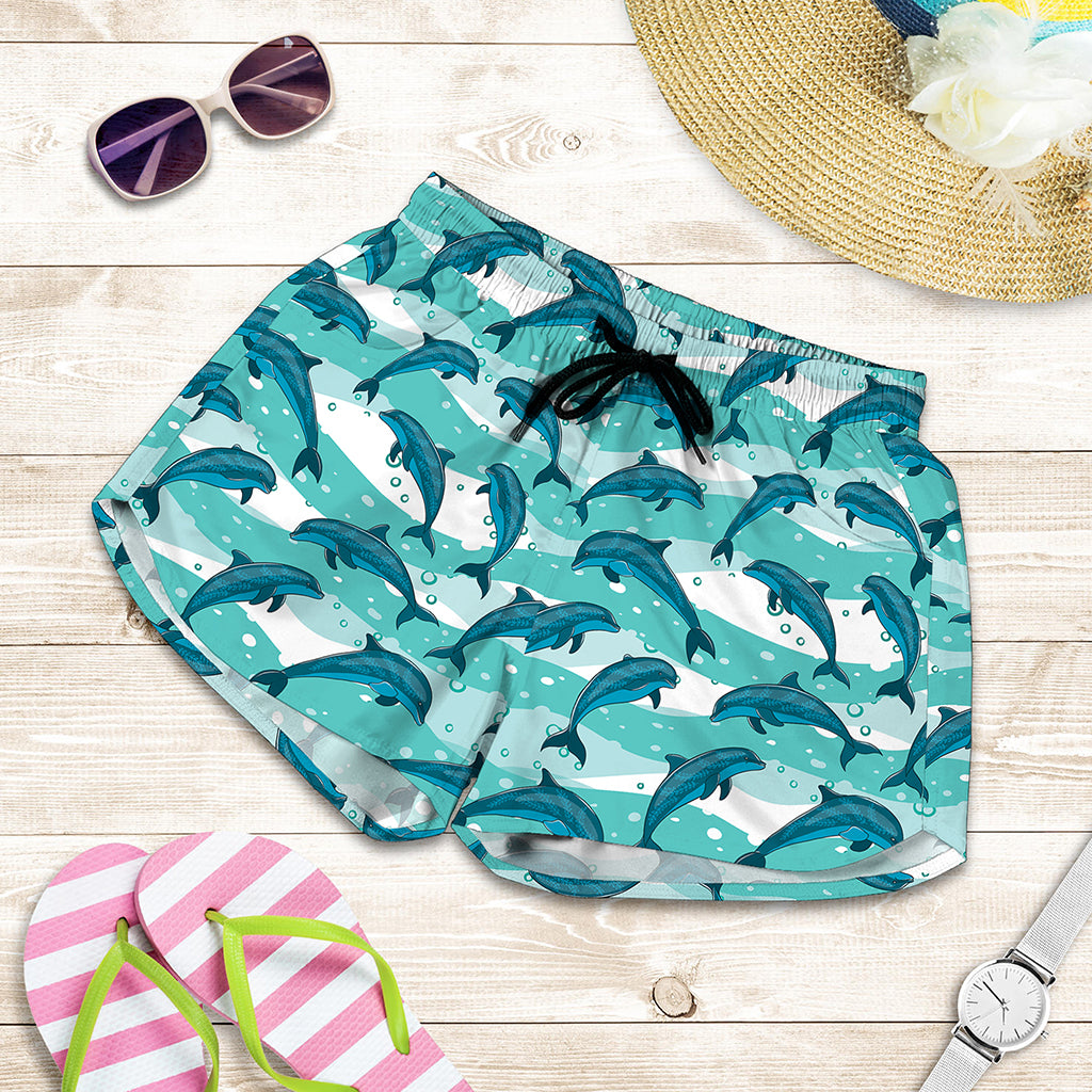 Dolphins In The Ocean Pattern Print Women's Shorts