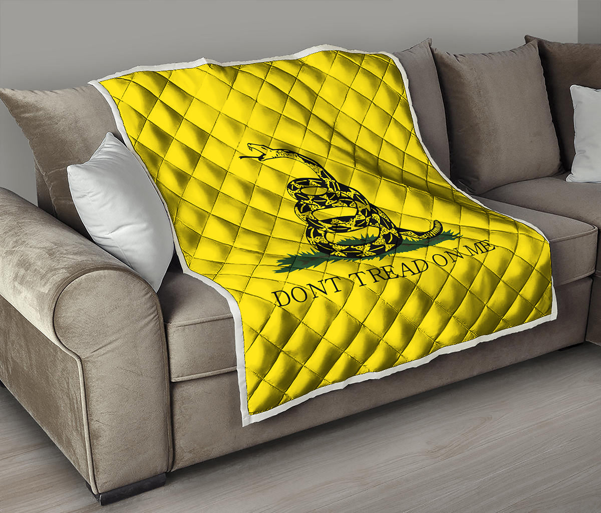 Don't Tread On Me Gadsden Flag Print Quilt