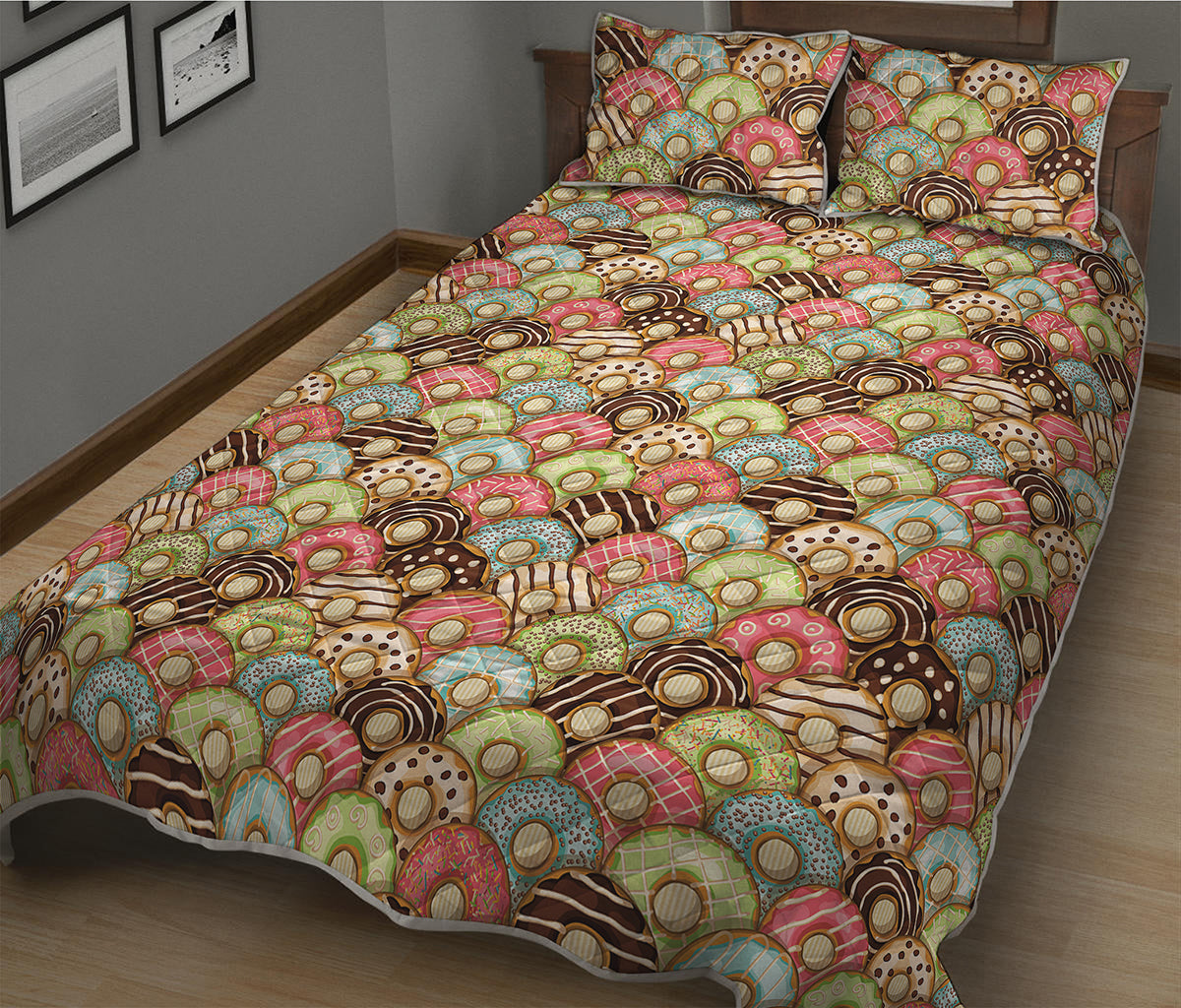 Donuts Pattern Print Quilt Bed Set