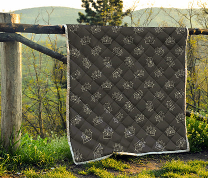 Doodle Crown Pattern Print Quilt