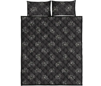 Doodle Crown Pattern Print Quilt Bed Set