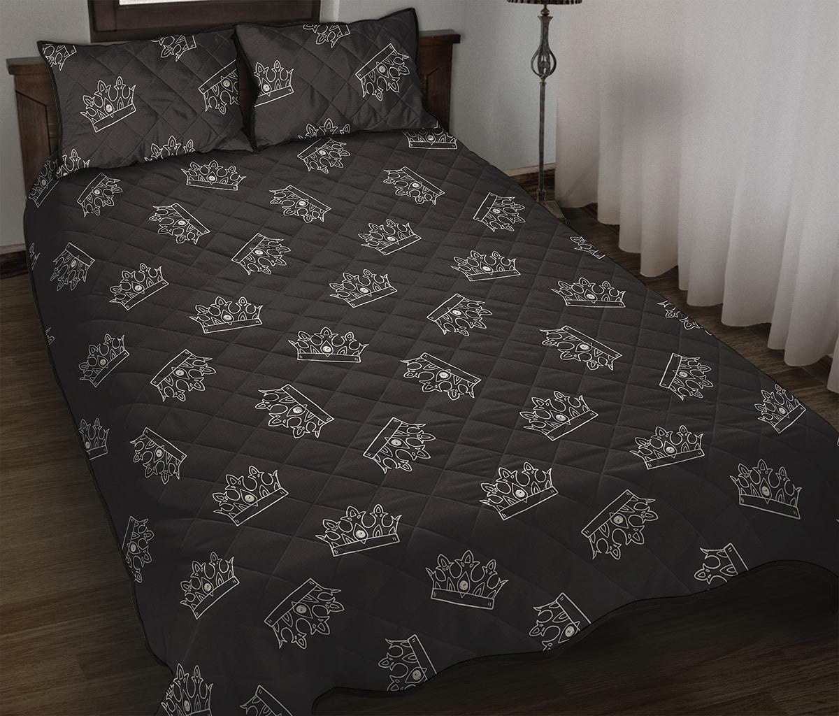 Doodle Crown Pattern Print Quilt Bed Set