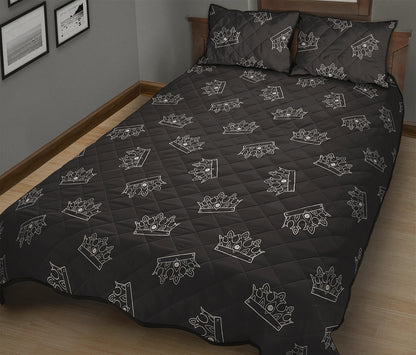 Doodle Crown Pattern Print Quilt Bed Set