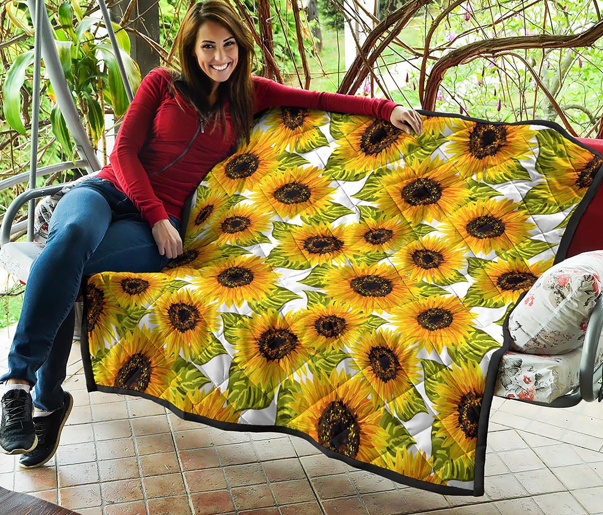 Doodle Sunflower Pattern Print Quilt