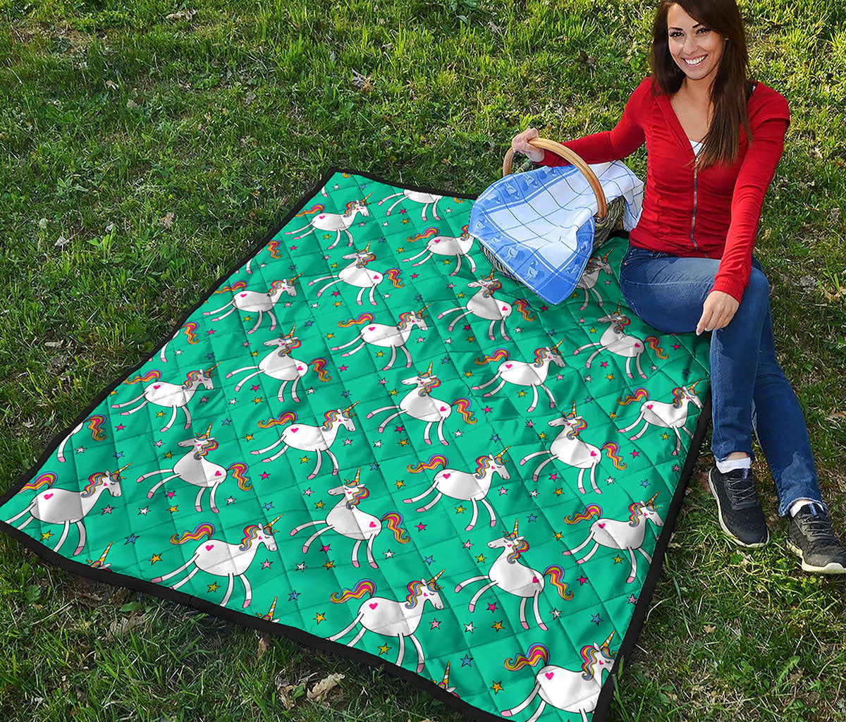 Doodle Unicorn Pattern Print Quilt