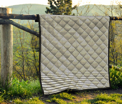 Doodle Windowpane Pattern Print Quilt