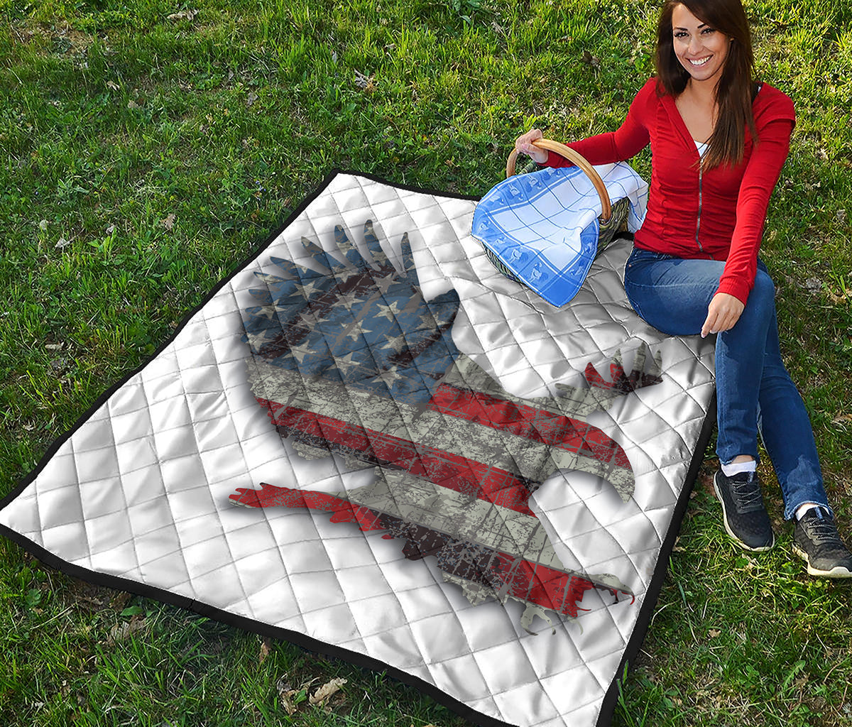 Eagle American Flag Print Quilt