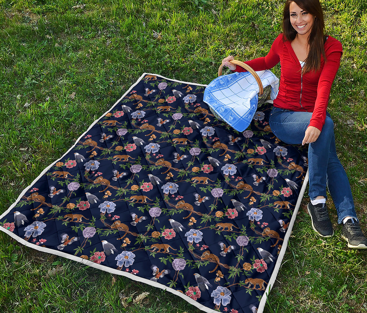 Eagle And Jaguar Pattern Print Quilt